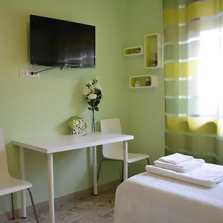 Elena Couette-café 3*