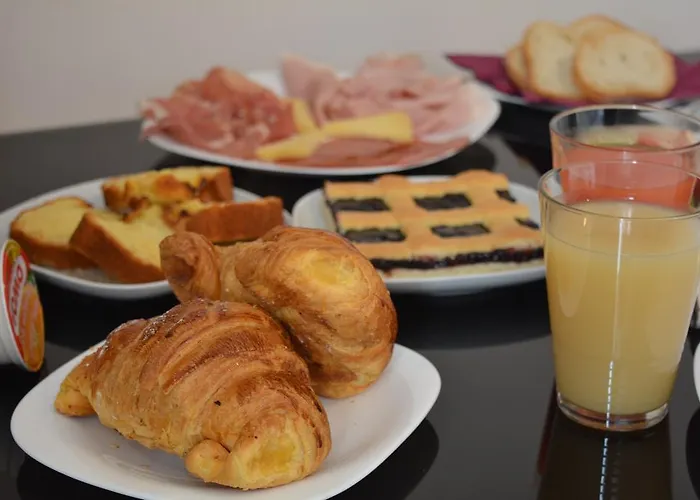 Elena Alojamento de Acomodação e Pequeno-almoço 3*