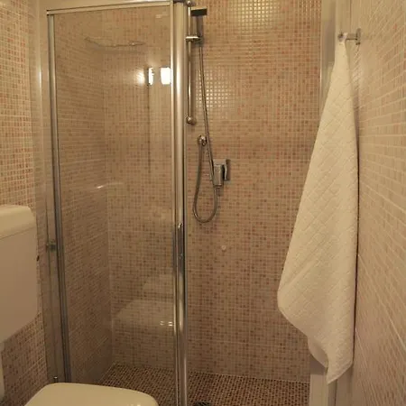 Nocleg ze śniadaniem Elena 3*