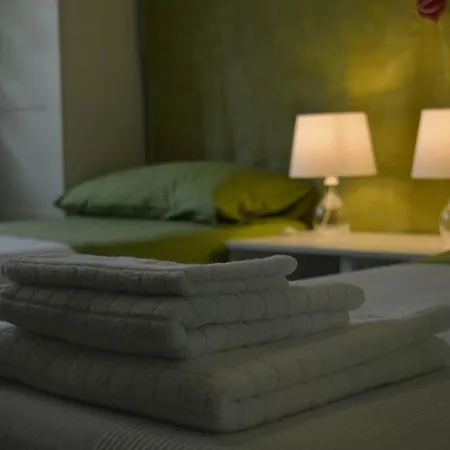 Elena Bed & Breakfast 3*
