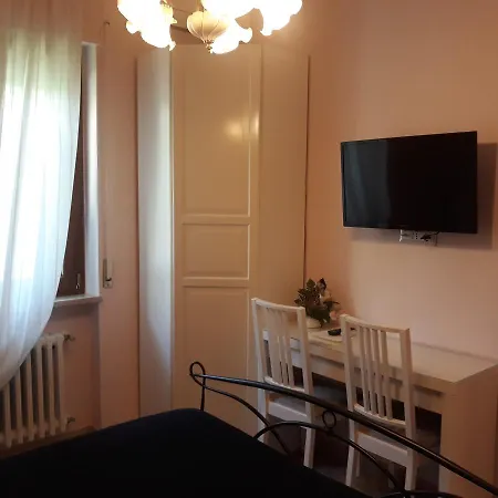 Bed & Breakfast Elena 3*
